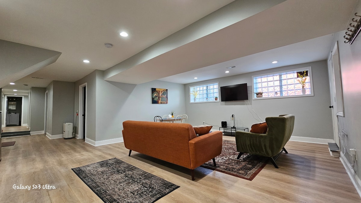 One Bedroom English Basement Apt