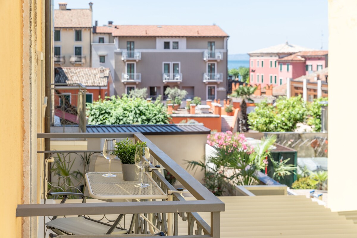 Palazzo Betteloni - Appartamento con balcone  - 4B