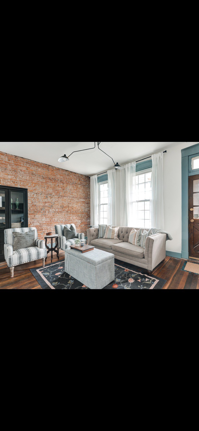 Charming Downtown Historic Brick Cottage