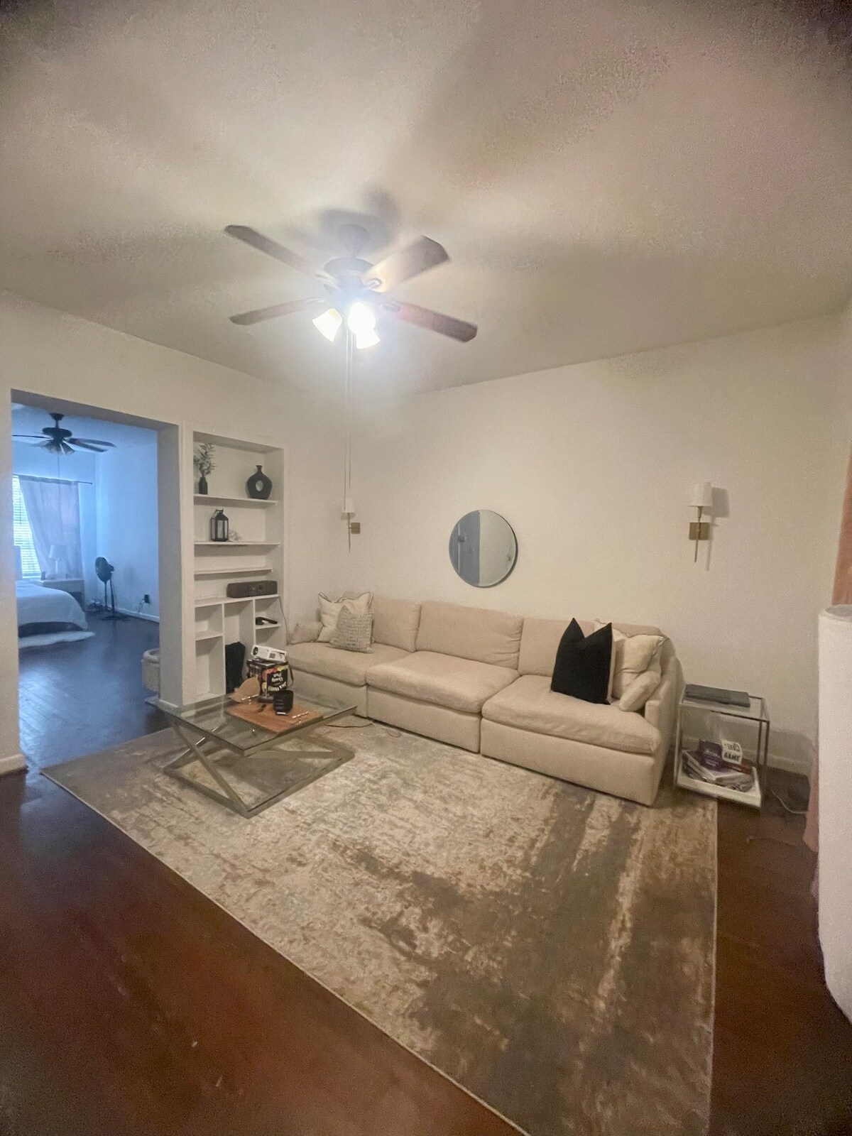 H2 Ramsey Studio Apartment