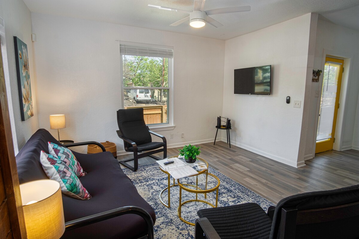 Spectacular Stay 4BR/2BA Near Downtown & Riverwalk