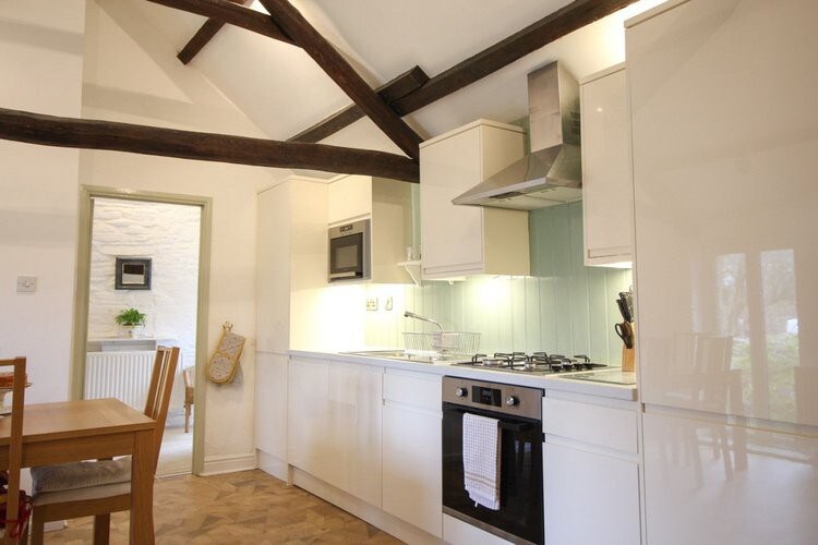 Lambs' Barn, Trevadlock Manor (Sleeps 6)