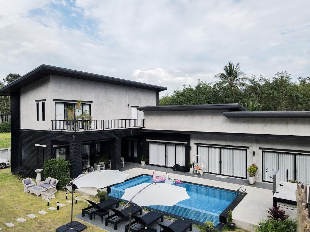 Ma Pool Villa Khanom