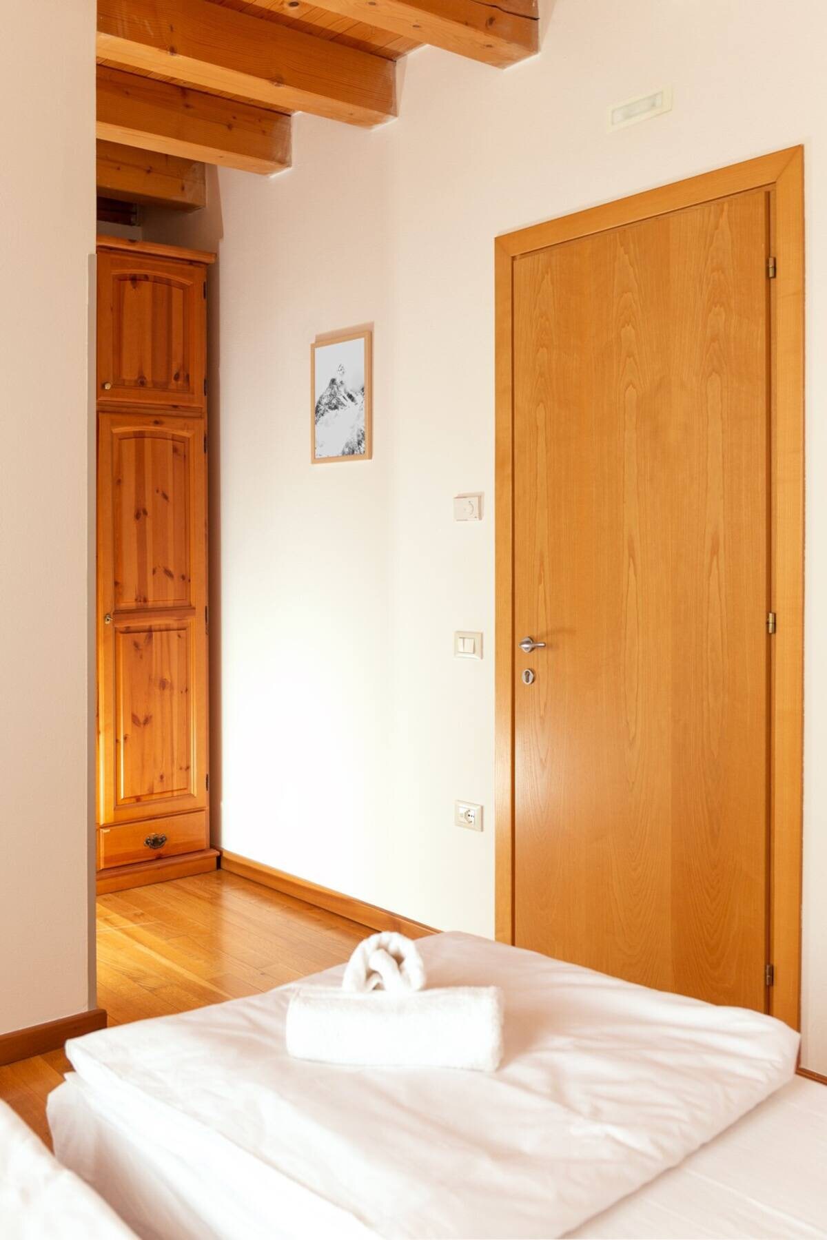 Camera doppia con vista e bagno privato 5