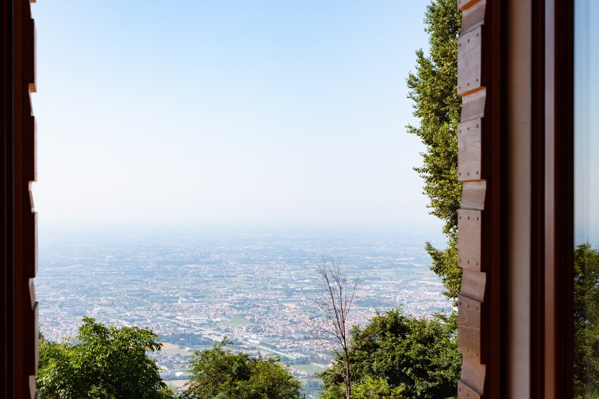 Camera doppia con vista e bagno privato 5