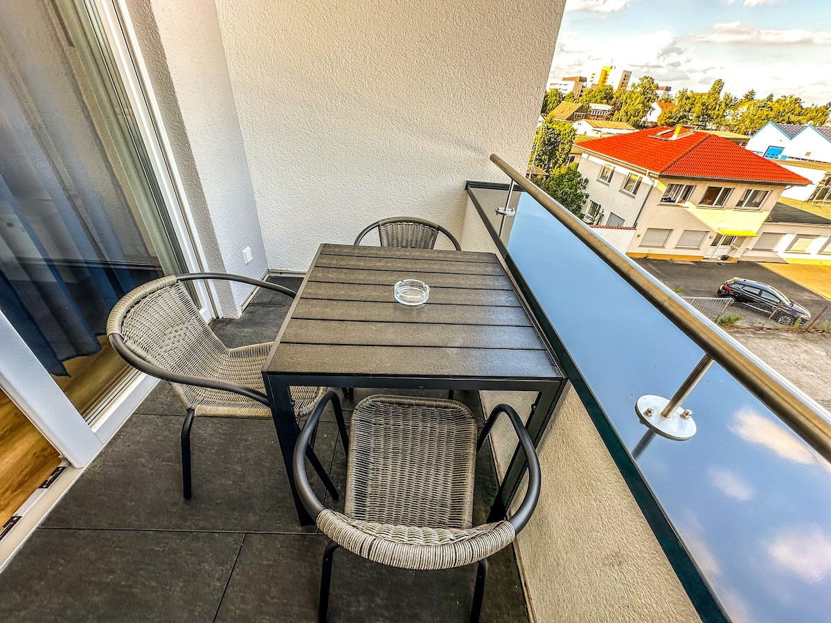 Suite4Me- Mainz | 3 Zimmer I Balkon | Küche I WLAN