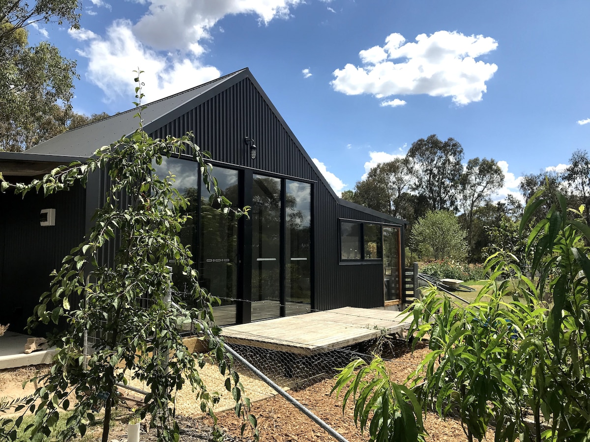 orto_uralla Luxury Shed Stay