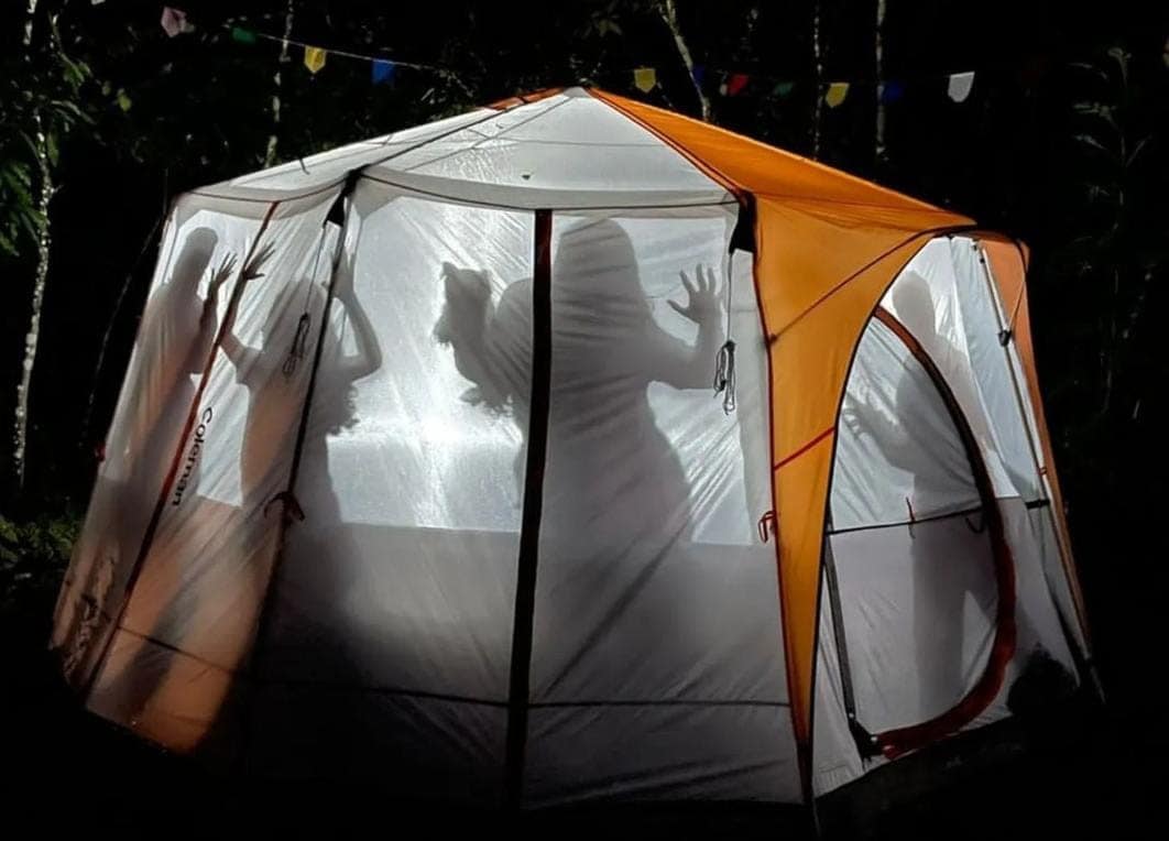 豪华橙色帐篷