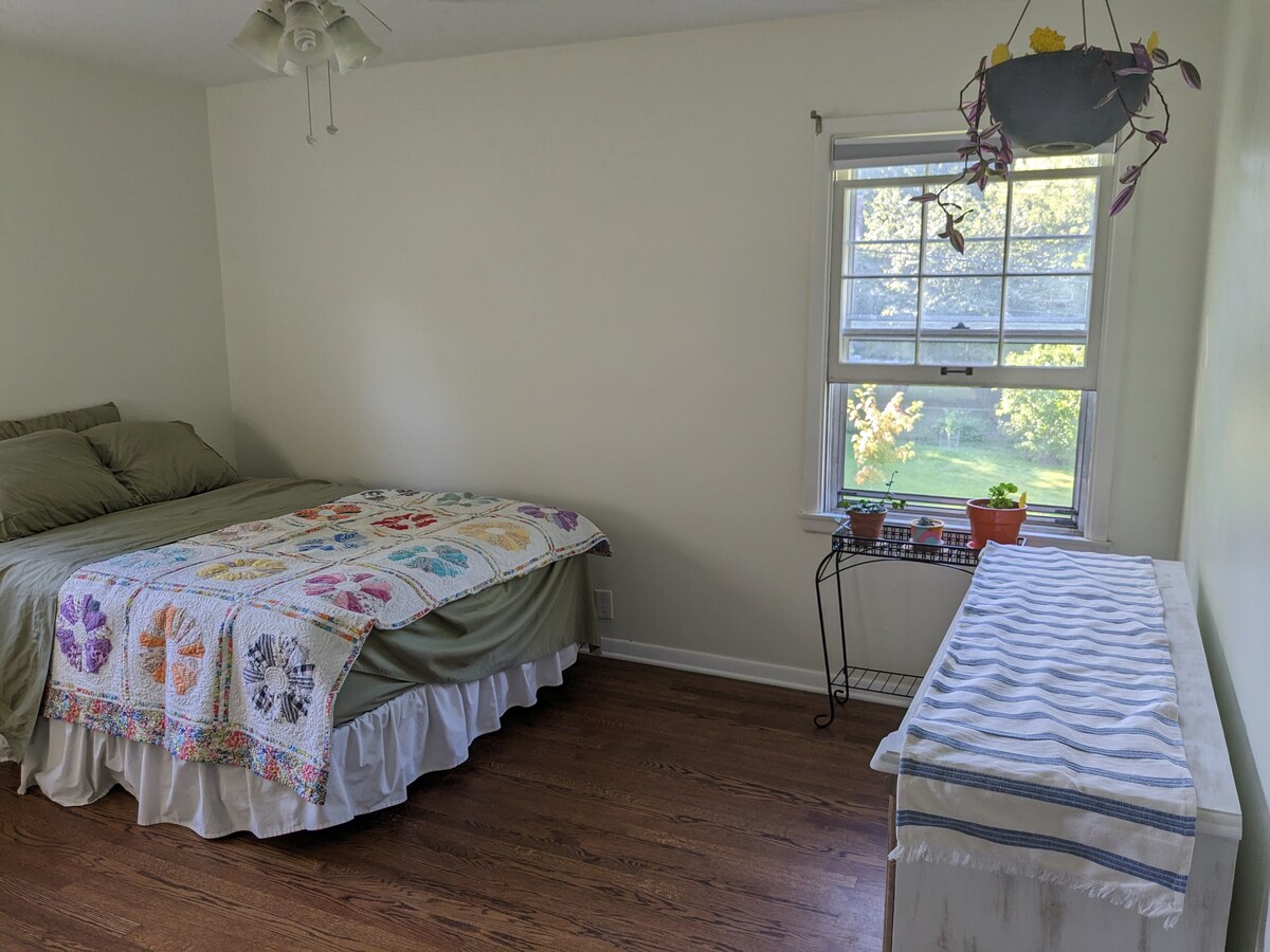 Cozy Upstairs Bedroom