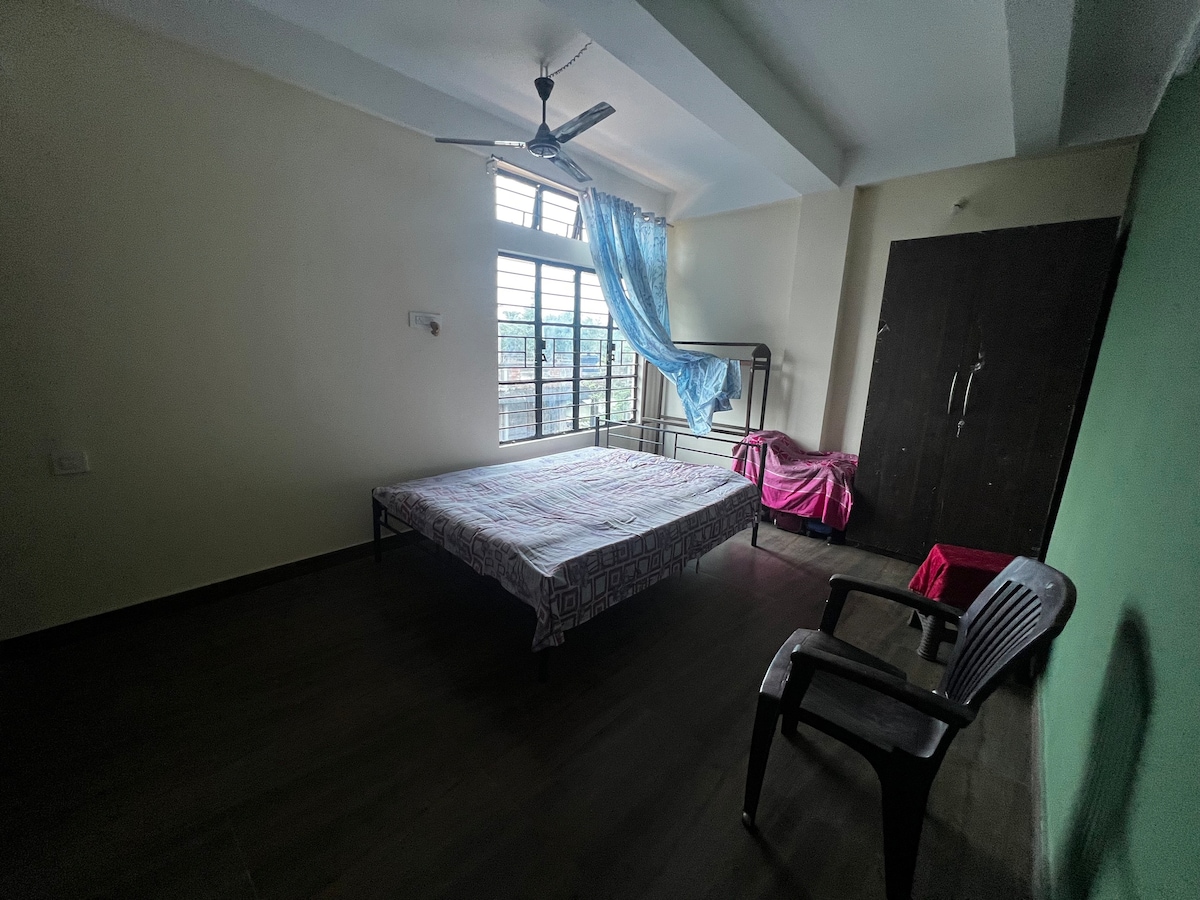 Brb-Huge modern 2BHK Spotless serviced apartment