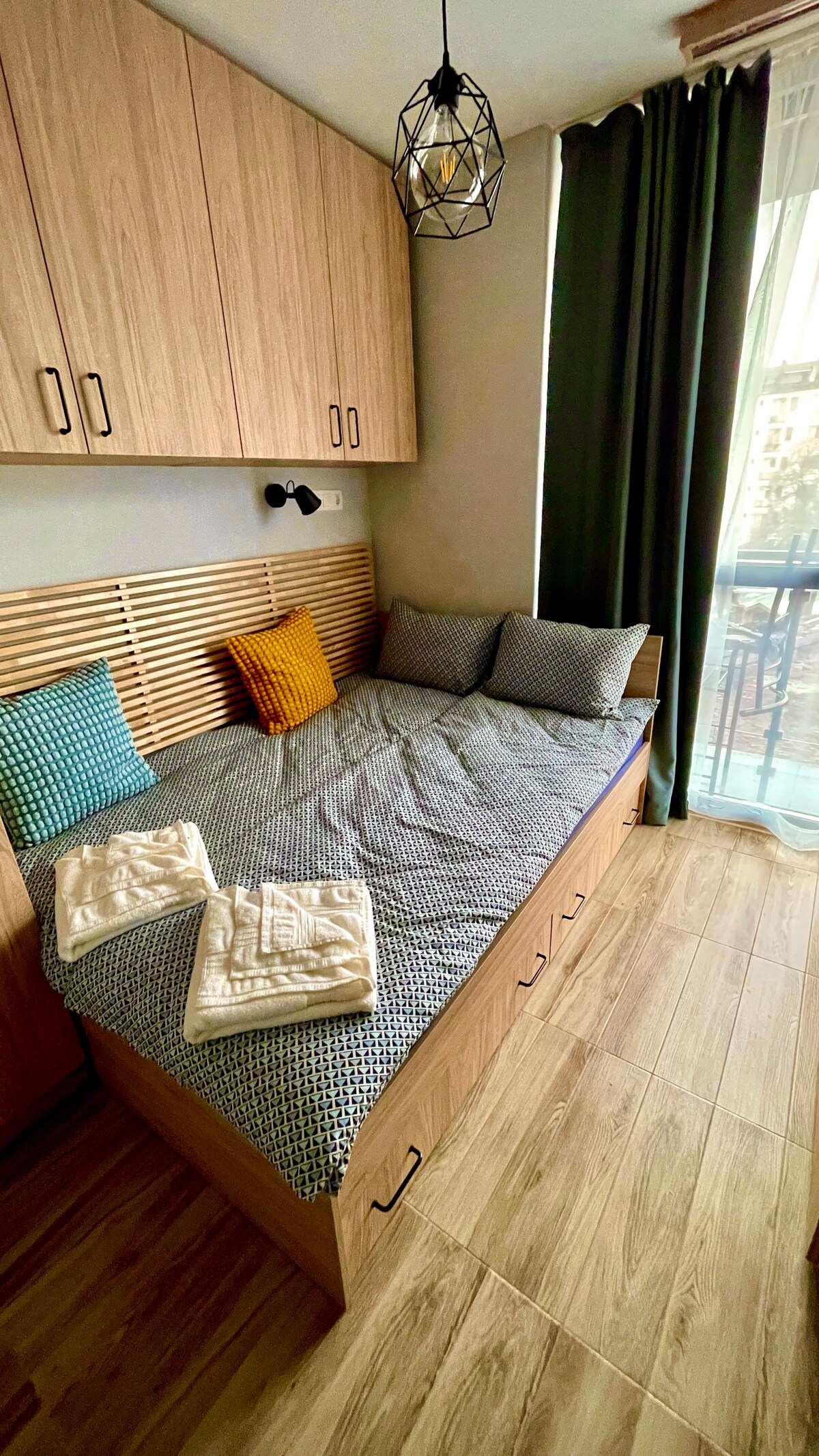 Modern Bright Studio in Historic center