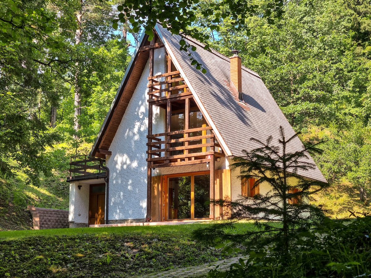 Secluded Retreat: Jakob Cabin