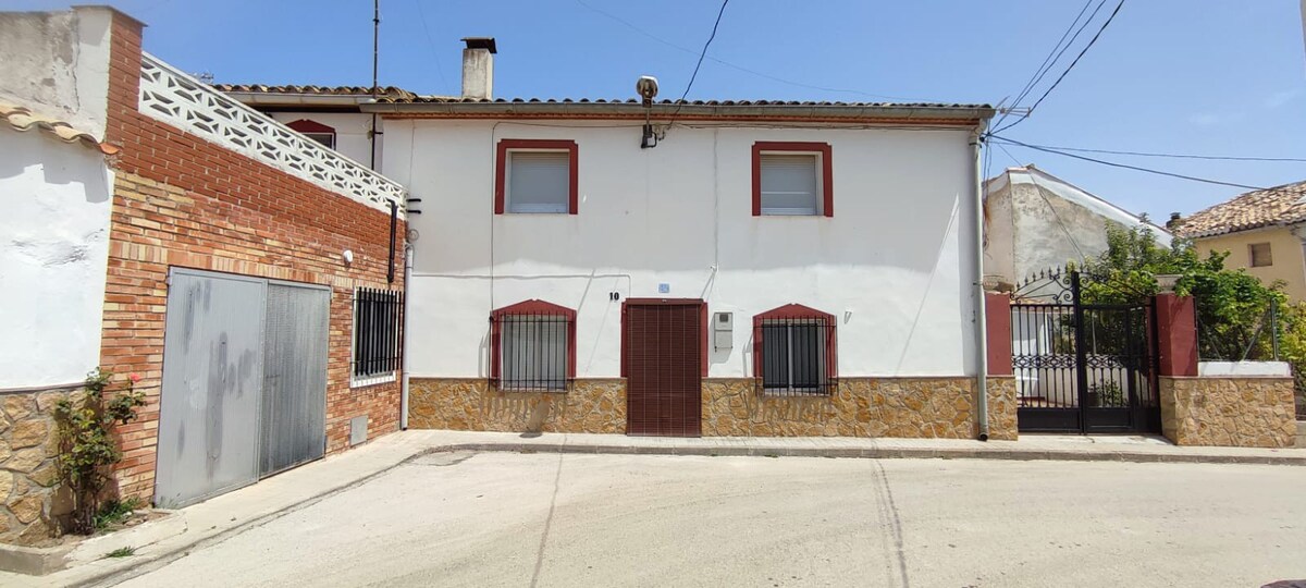 Casa de pueblo. 184 m2 útiles. Acogedora.