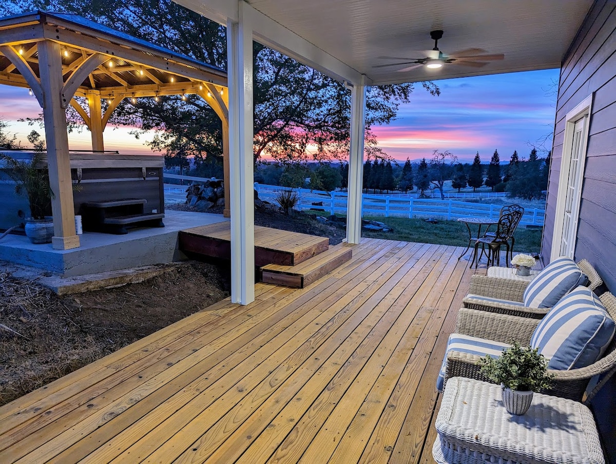 Country Farmhouse on Wine Trail-Hot Tub-Pool Table