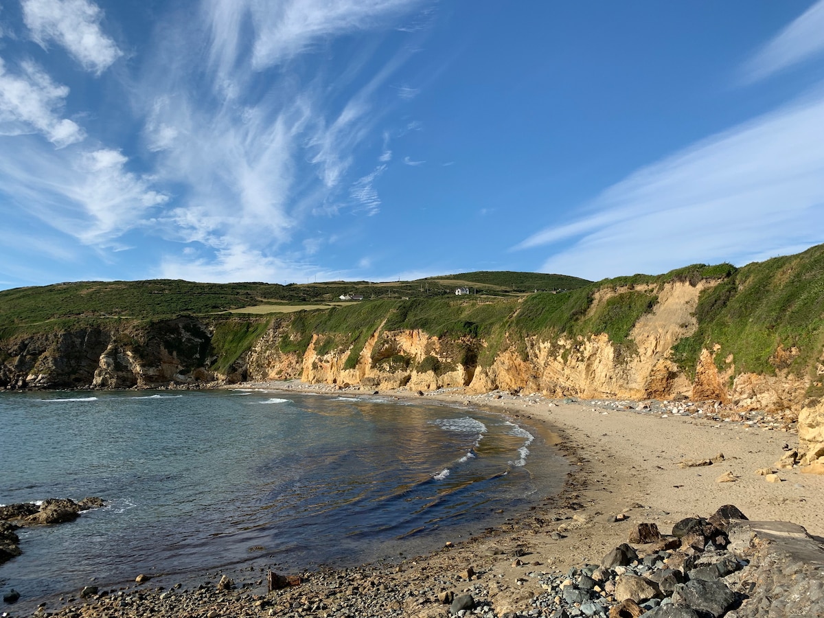 Explore Anglesey 5 min to beach