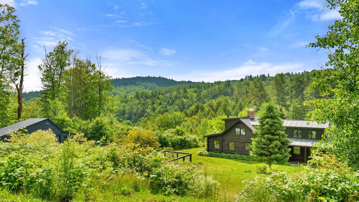 Hilltop 9-BR Mountain Retreat 5-min to Okemo