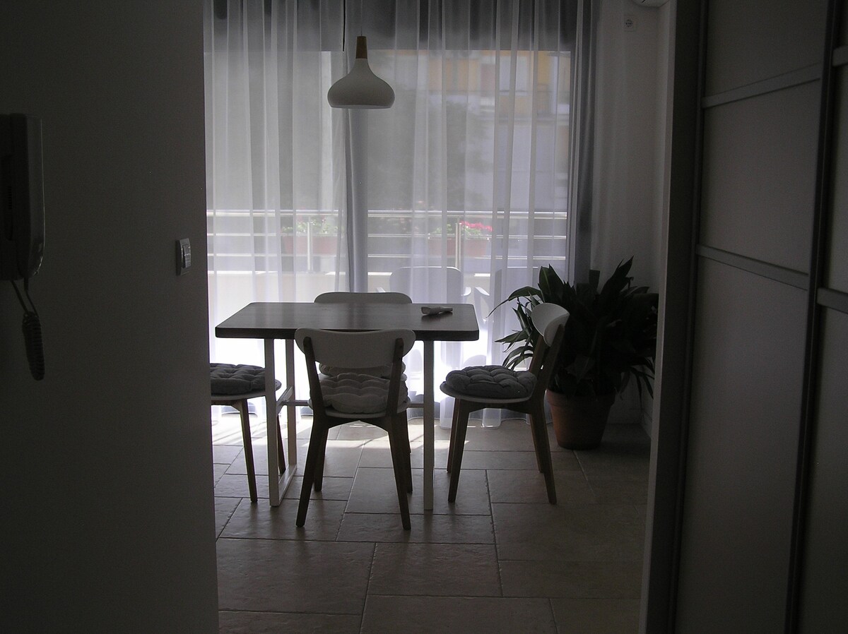 Truc No. 7-Lux apartment with parking and balcony
