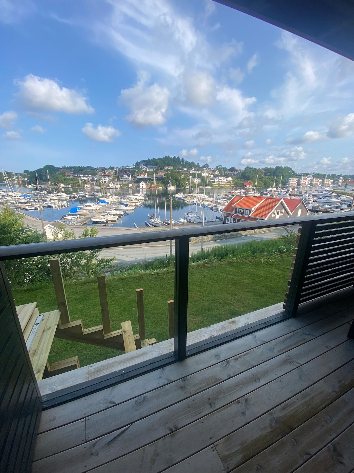 Sentral leilighet med flott utsikt i Kopervik