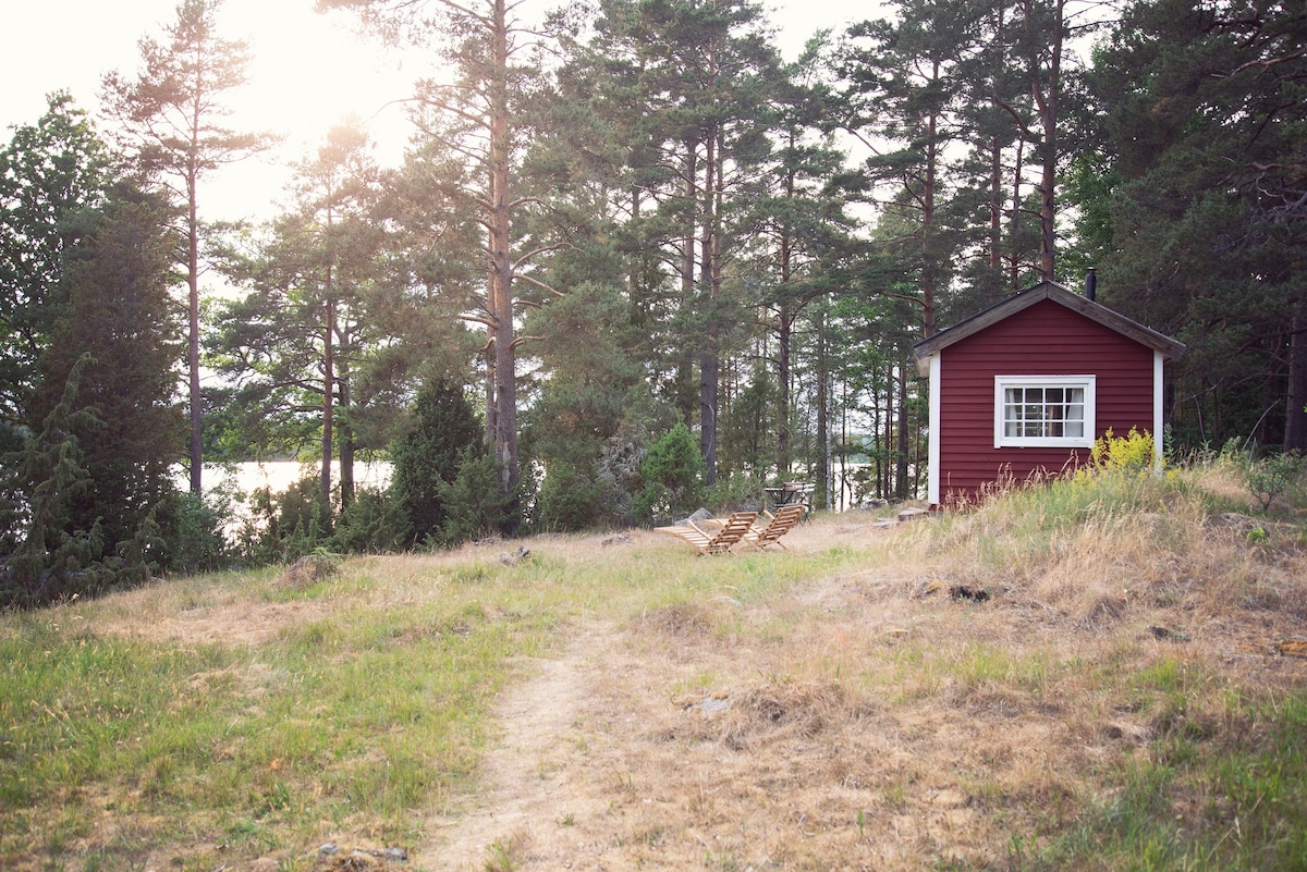 我们的湖畔小木屋