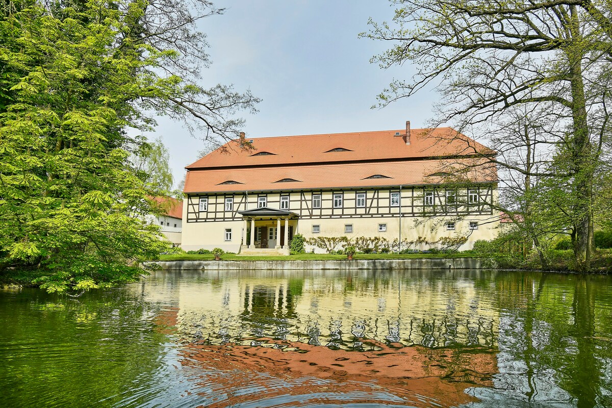 Nature idyll in the historic country house Oetzsch