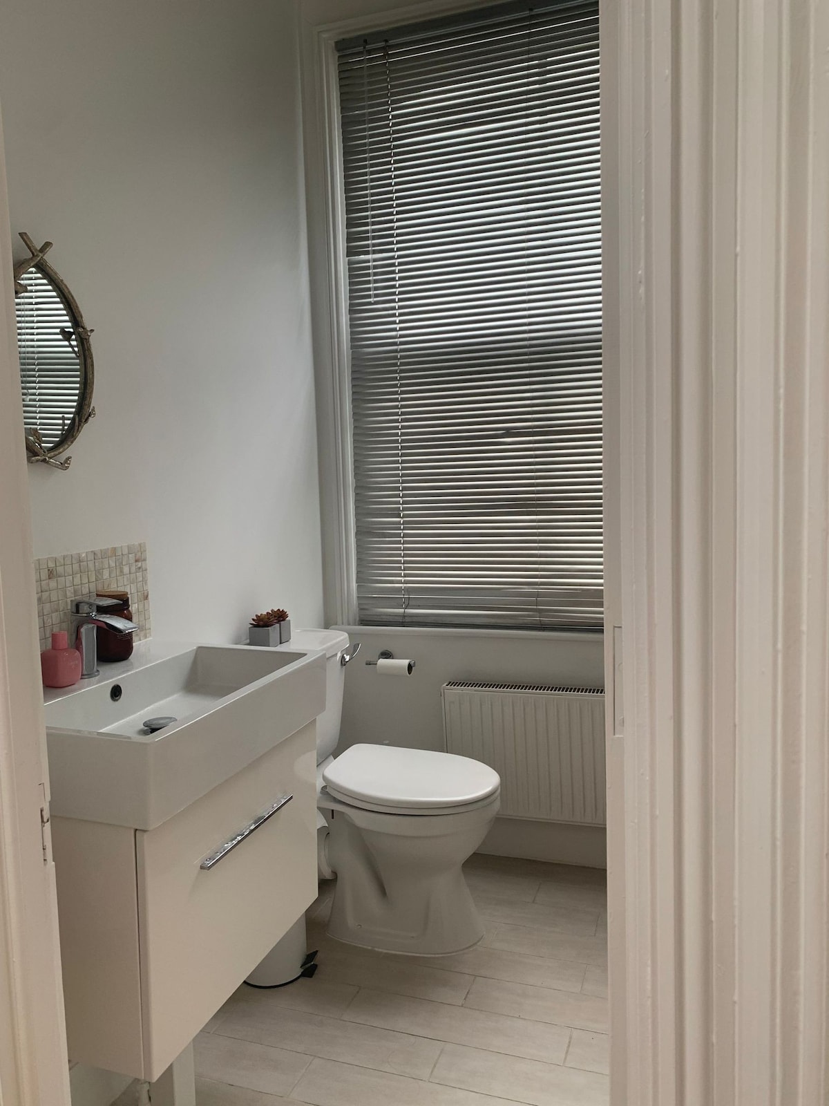 Spacious double room in peaceful Hackney