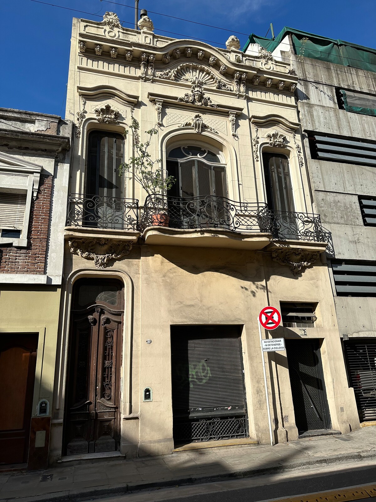 Elegant San Telmo house/private rooftop terrace