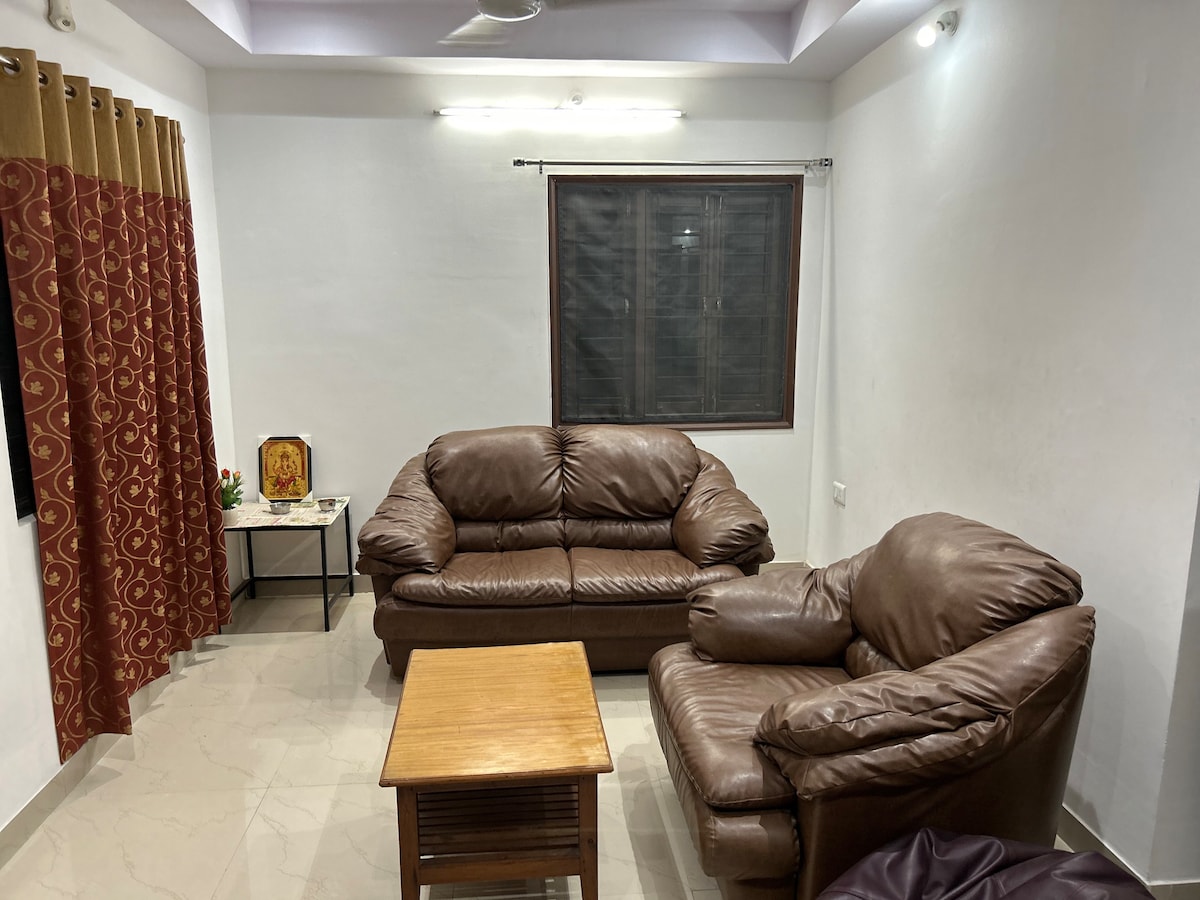 Feel your Home away from home 2bhk full flat