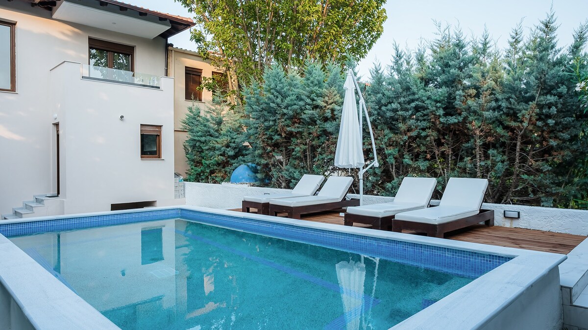 Callisto Private Pool Villa, Pefkochori