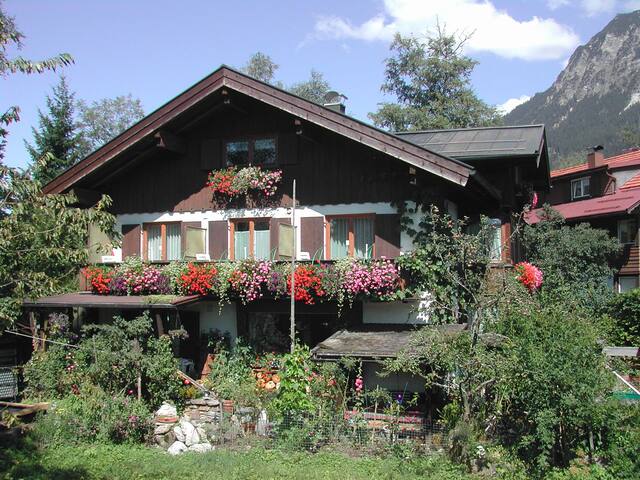 奥伯斯多夫(Oberstdorf)的民宿