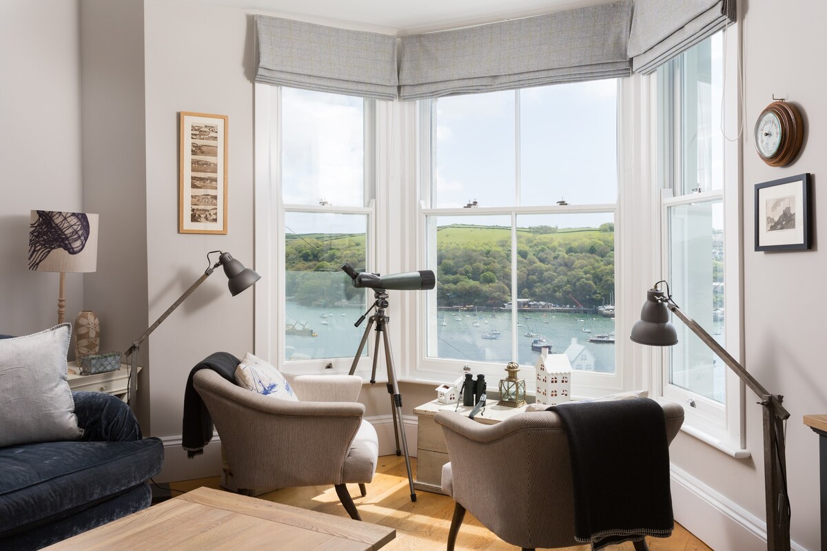 No. 1 Claremont in Fowey with spectacular Views