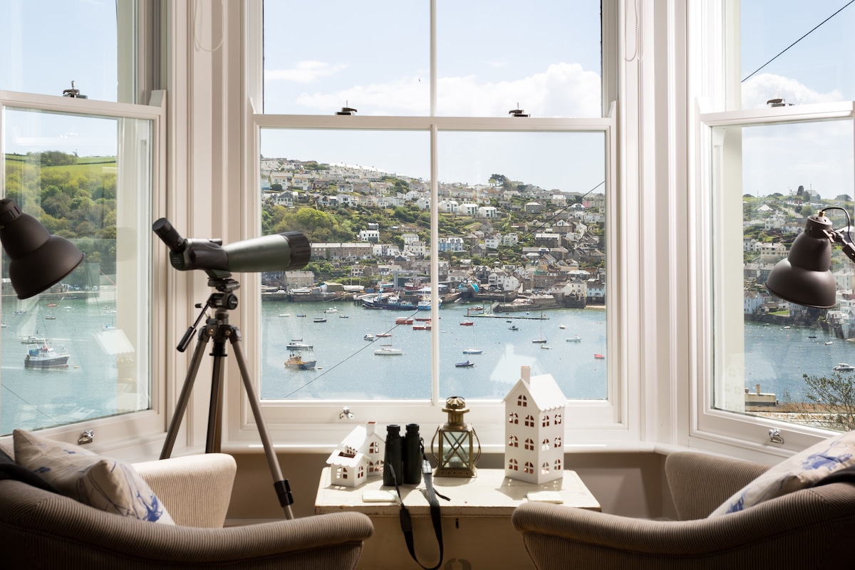 No. 1 Claremont in Fowey with spectacular Views