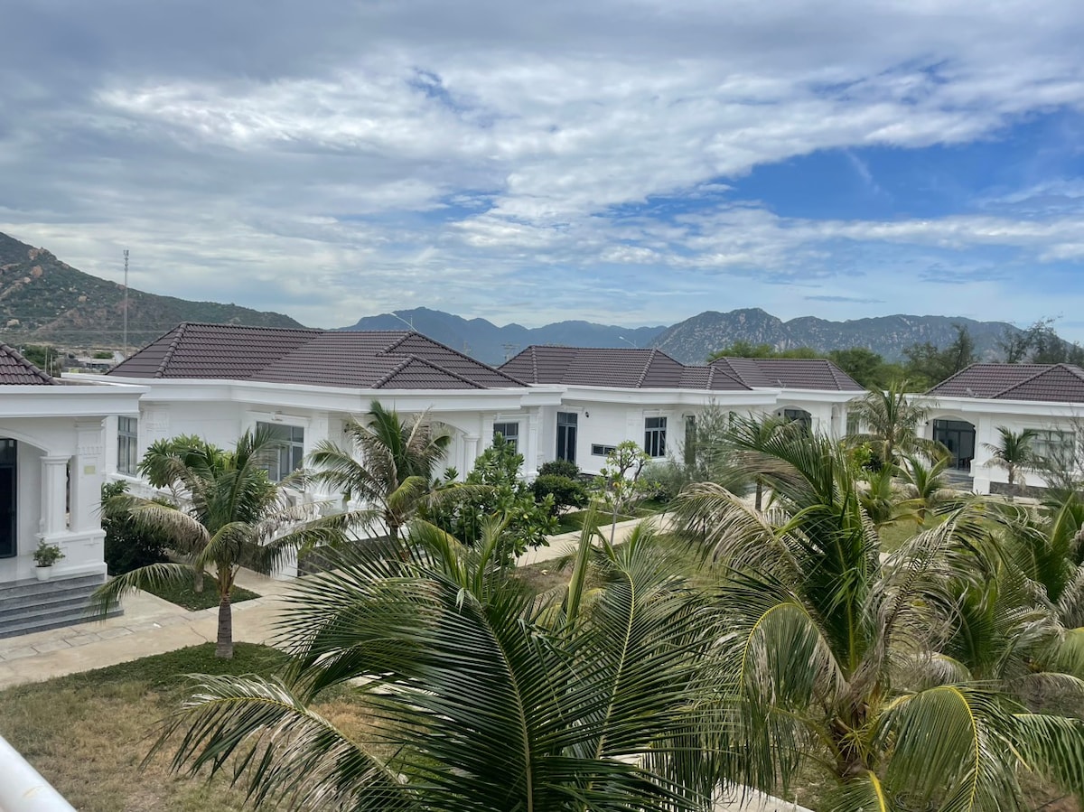 Vila 2 BR Seashore Phan Rang