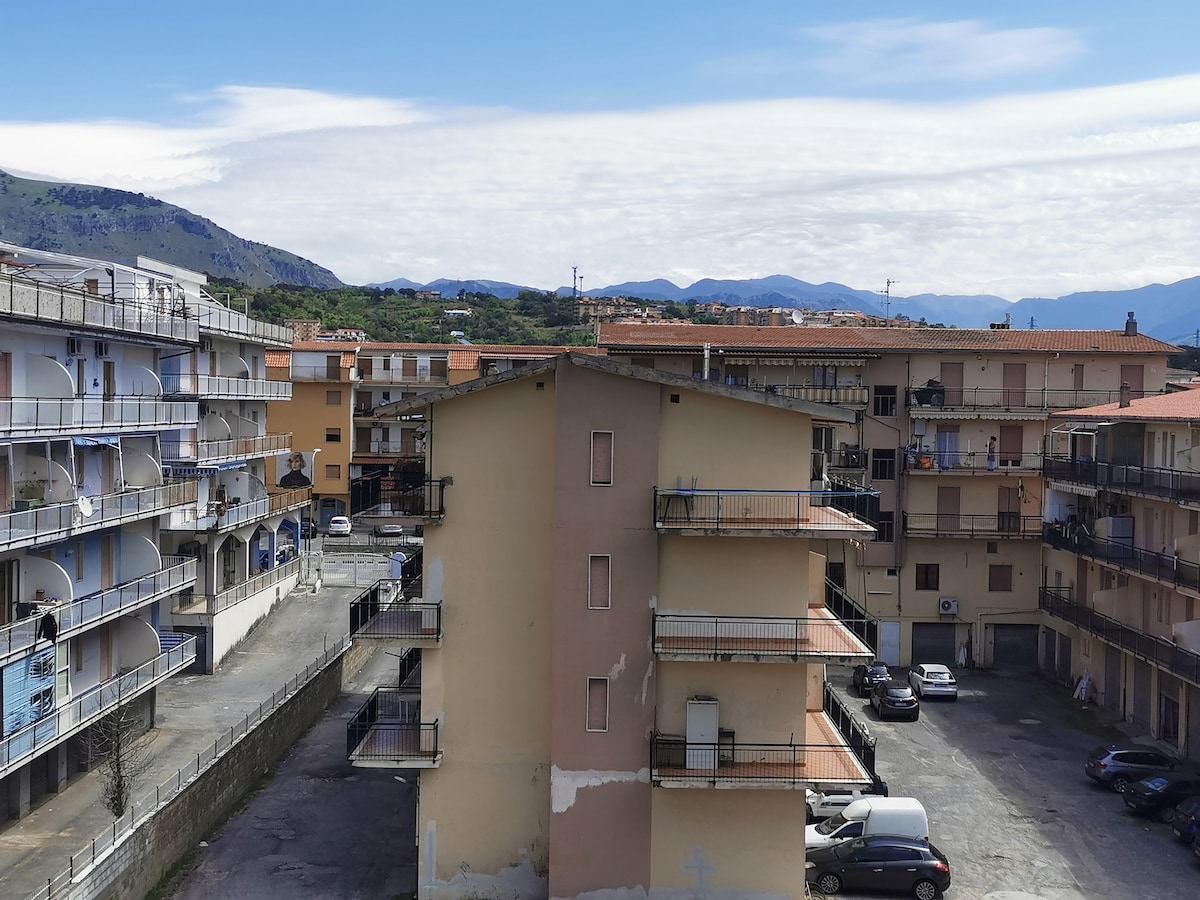 Apartment next to the supermarket Interspar