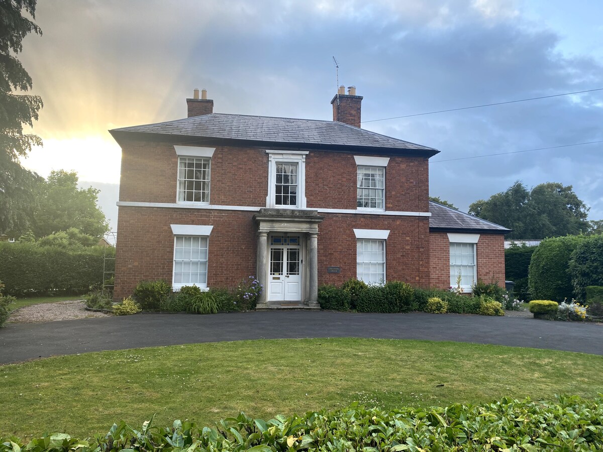 Grade II Listed Georgian House, Wem, Shrewsbury