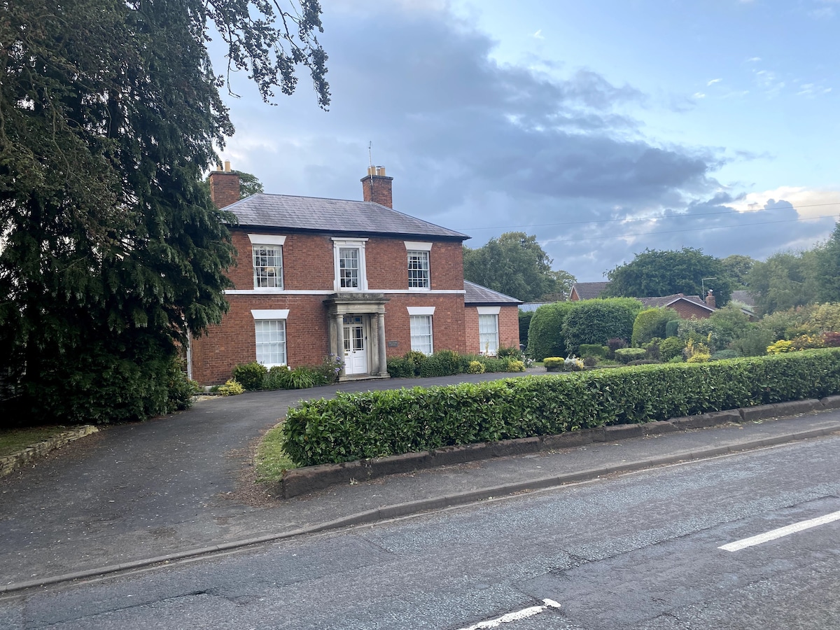 Grade II Listed Georgian House, Wem, Shrewsbury