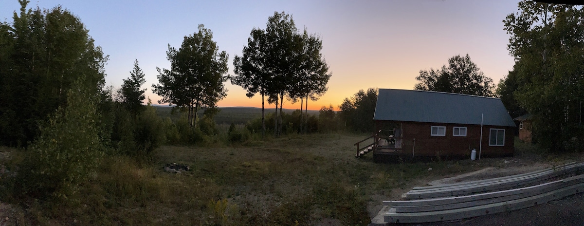 Hunter Heaven (500 acres) & Cozy Cabin on Hill