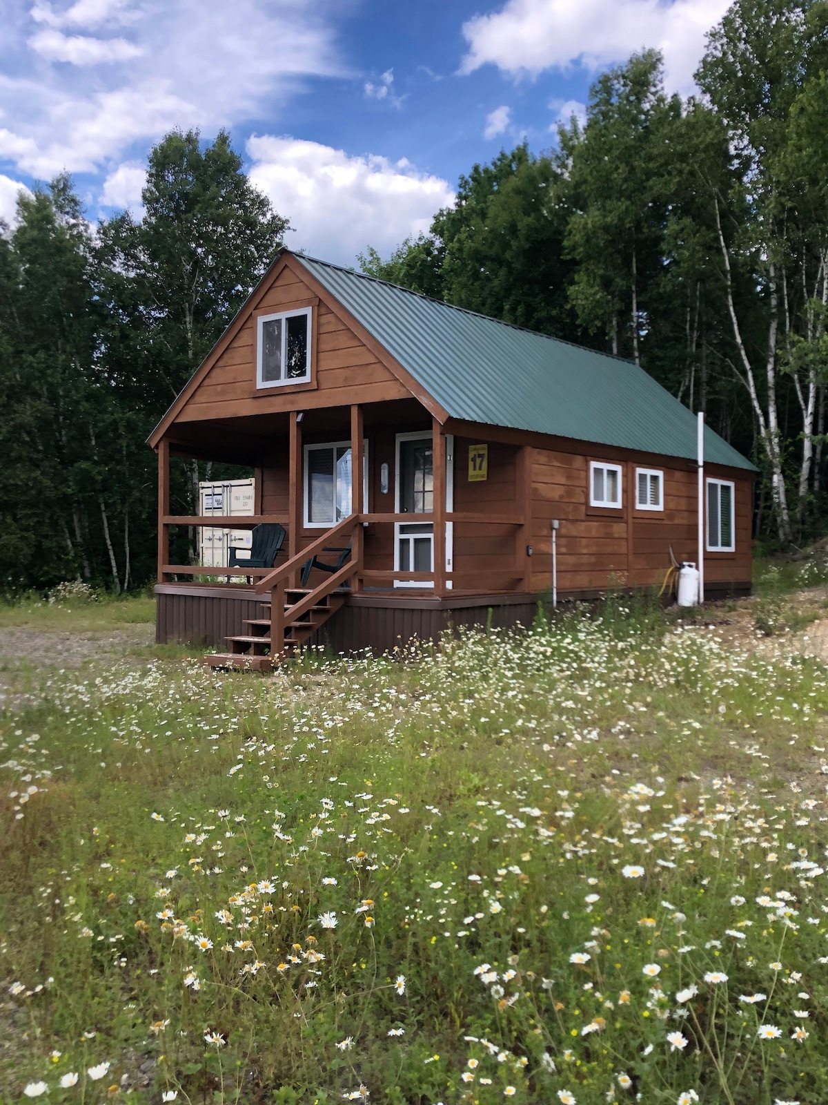 Hunter Heaven (500 acres) & Cozy Cabin on Hill