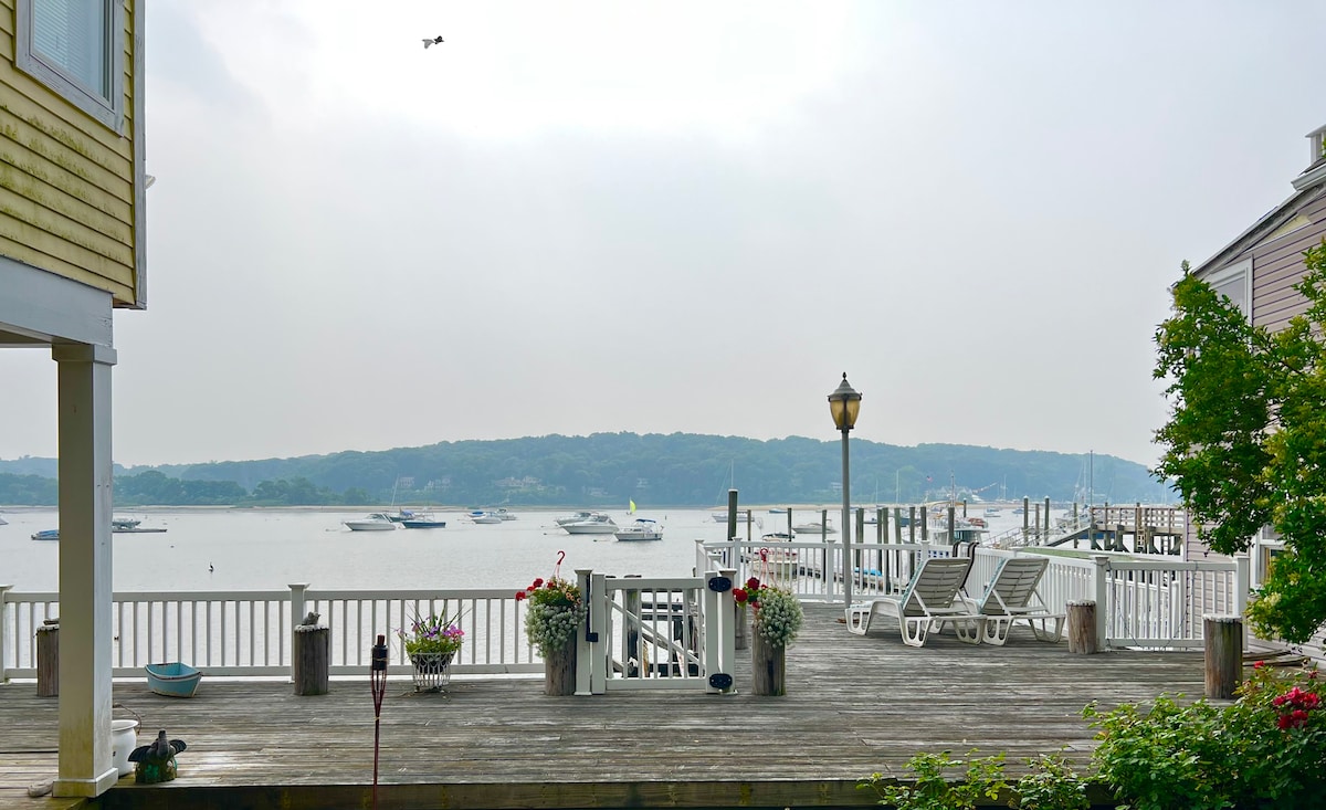 Private Waterfront Home on North Shore Long Island