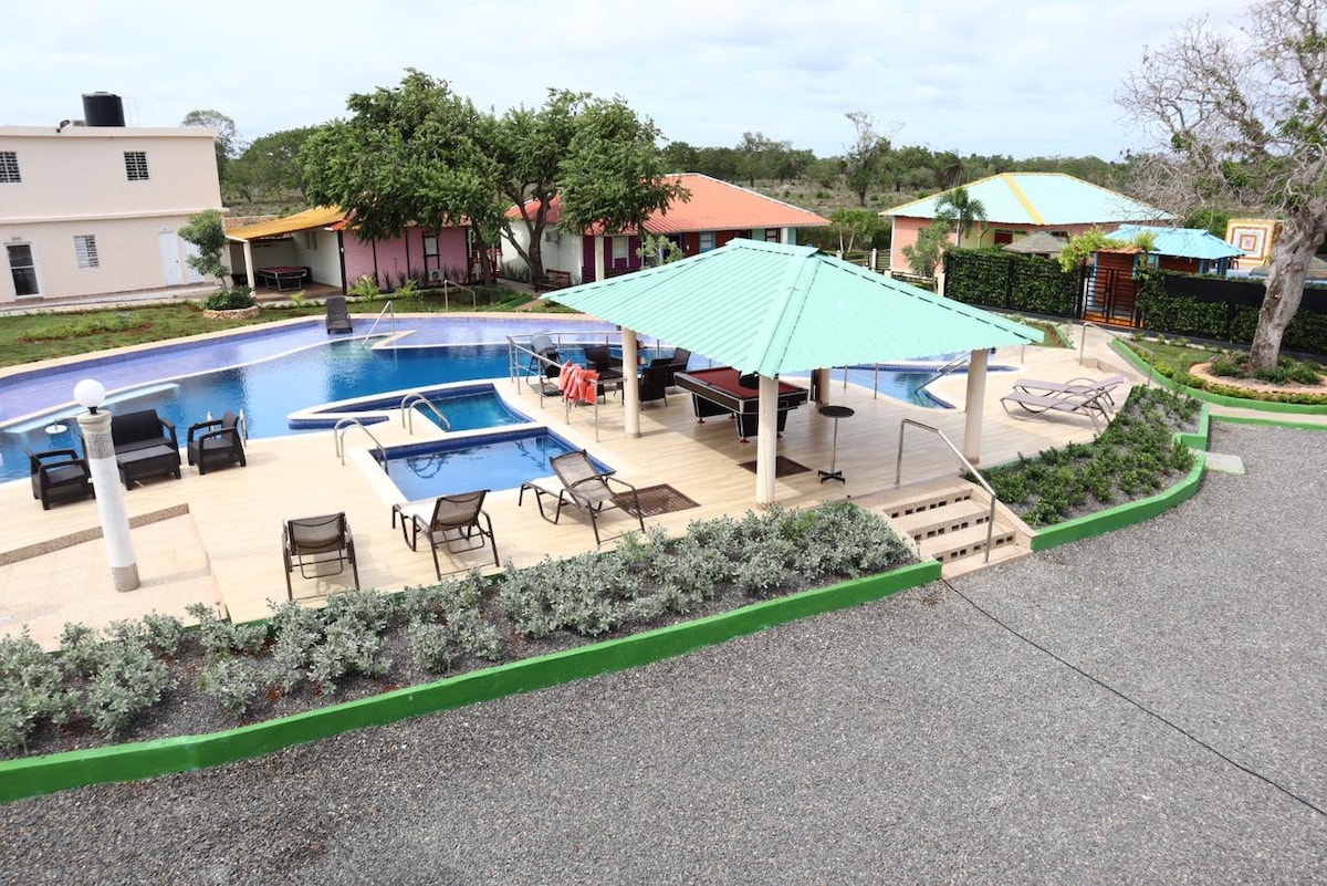 Villas Diamond de 2BR (Pineapple)