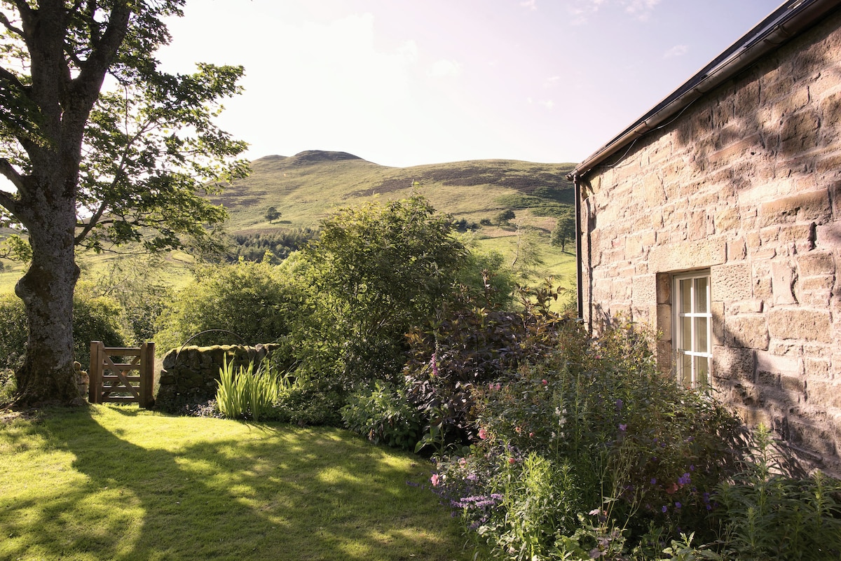 Steading - Family cottage in the hills, Edinburgh