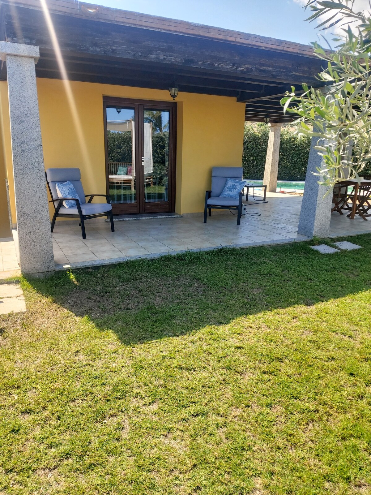 Villa B3 con piscina privata, 500 m dal mare