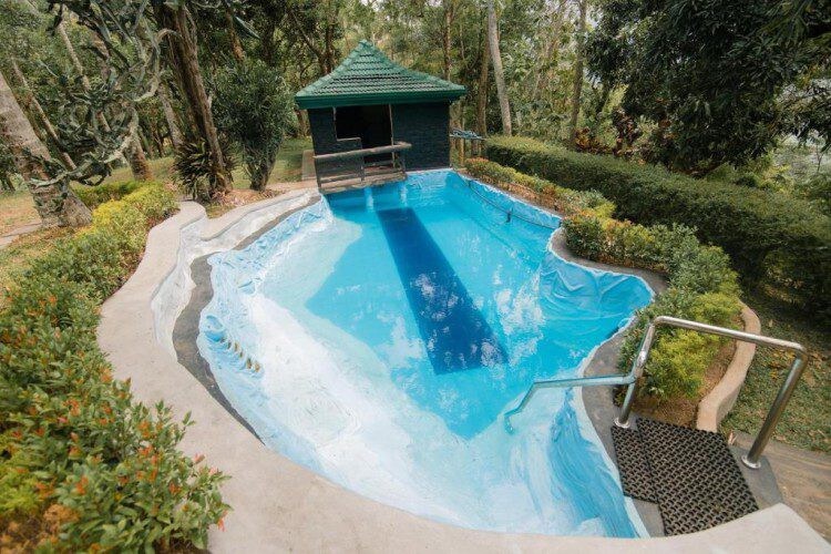 Villa with a pool in Matale