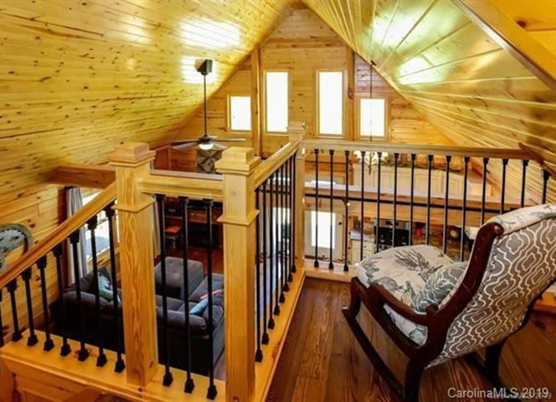 NEW Luxury Cabin 5 minutes from Tryon Resort