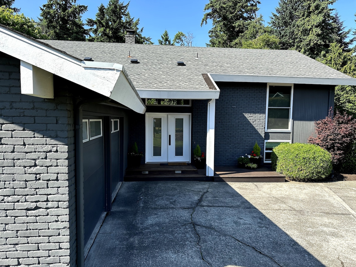 Mercer Island Home 4 Bed/2+bath