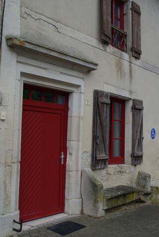 Génicourt-sur-Meuse的民宿