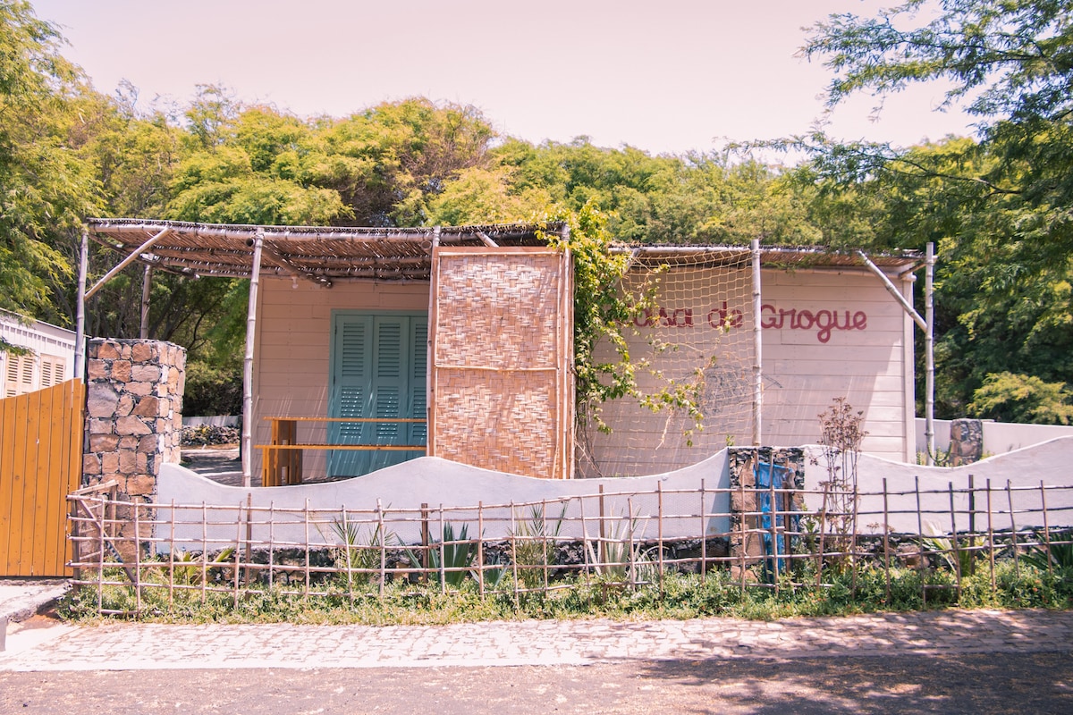 Casamadeira: Casa de Grogue