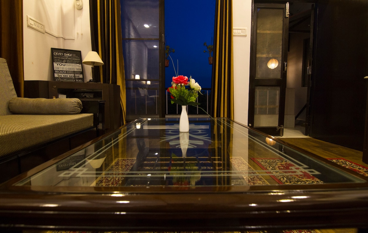 Luxury room in Lansdowne, Uttarakhand