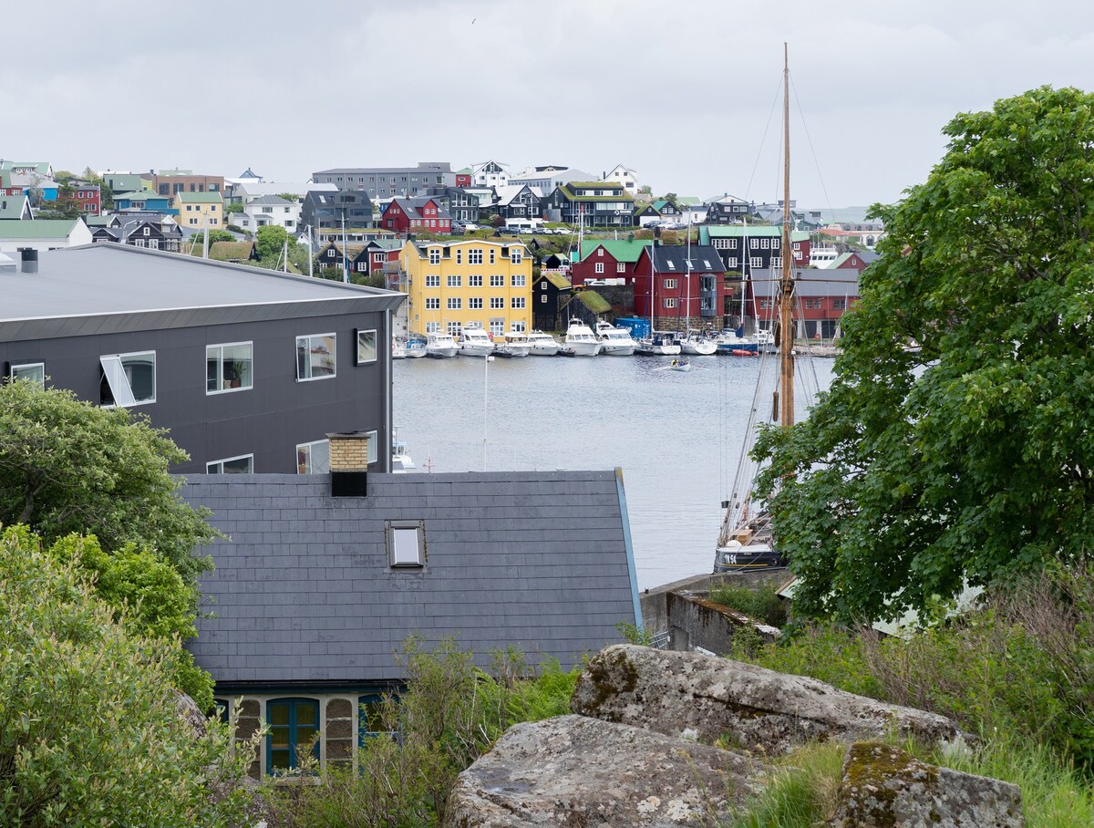 Marina view |3 Bedroom Apartment |Central Tórshavn