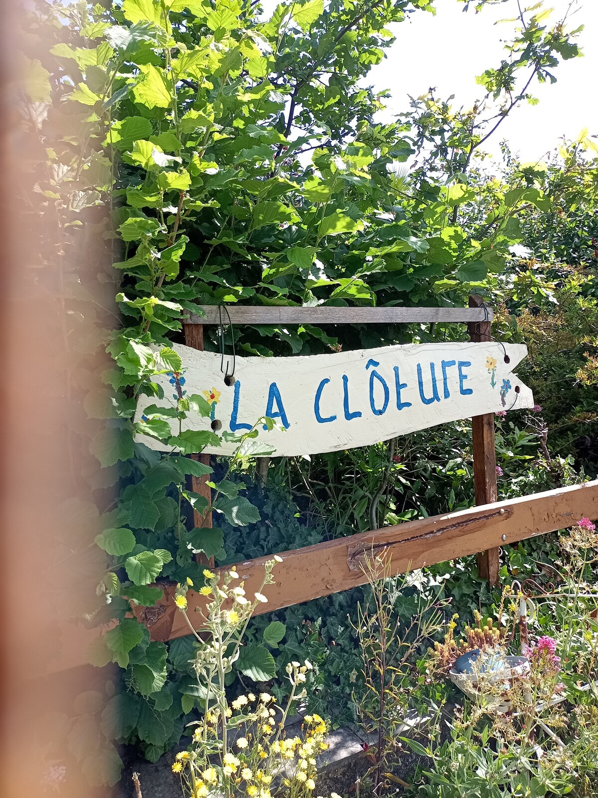 安静的Gîte/B&B "La Clôture"