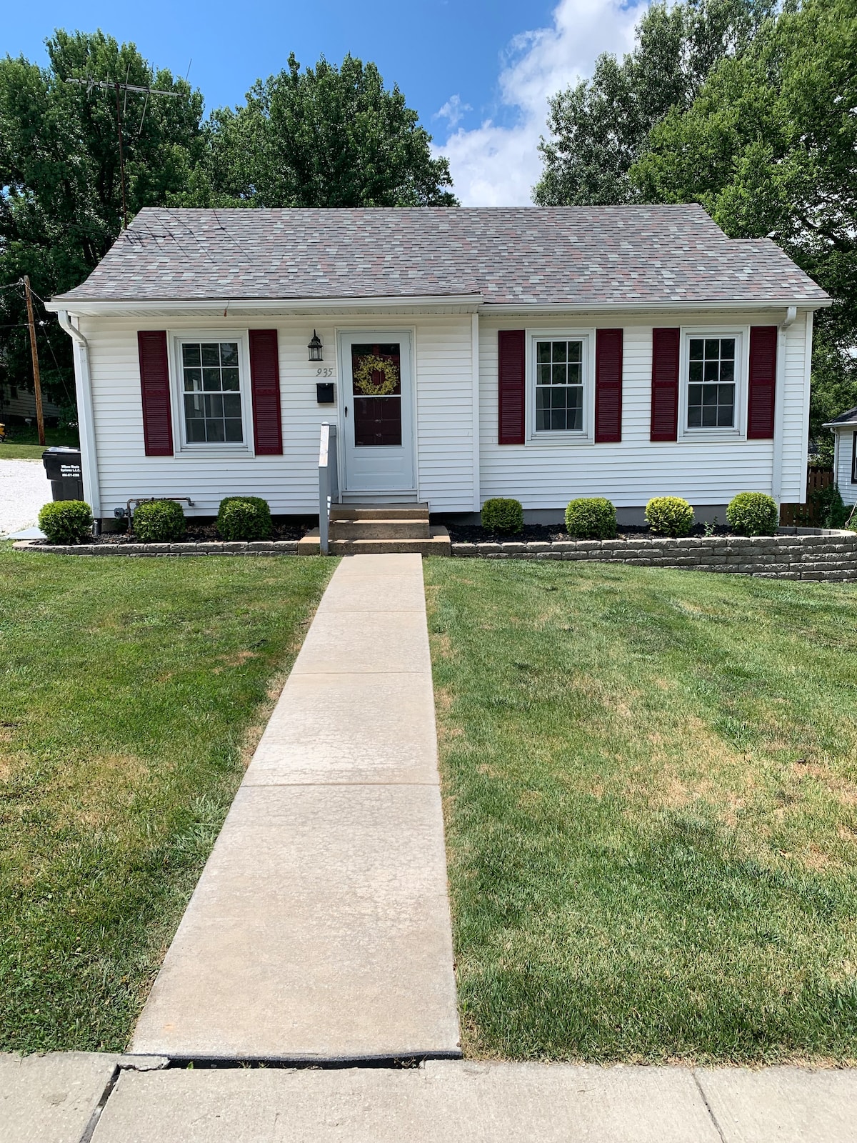 Historic Main Street Cottage